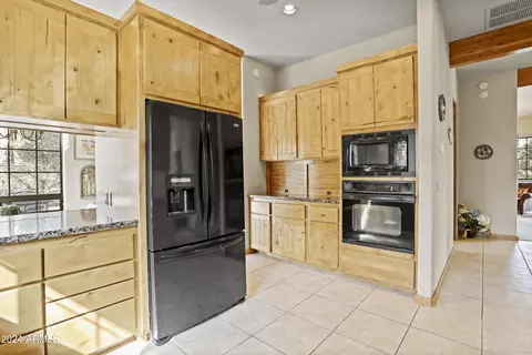 Kitchen - 931 E Highline Dr, Payson, AZ 85541 photo 2 of 5
