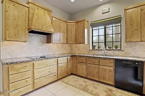 Kitchen - 931 E Highline Dr, Payson, AZ 85541 photo 4 of 5