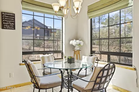 Dining - 931 E Highline Dr, Payson, AZ 85541 photo 2 of 6