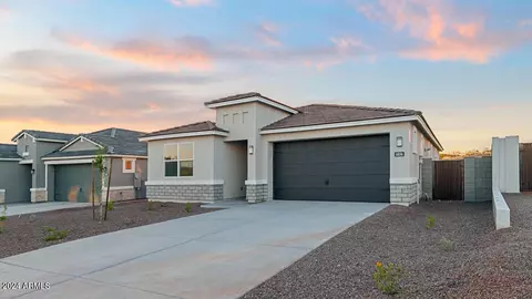 6836 W Molly Ln, Peoria, AZ 85383