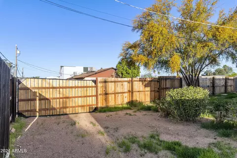 Exterior - 65 W 16th Ave, Apache Junction, AZ 85120 photo 3 of 6