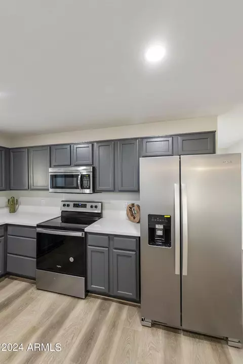 Kitchen - 65 W 16th Ave, Apache Junction, AZ 85120 photo 5 of 5