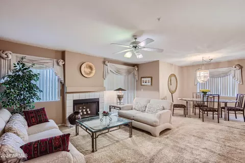 9745 N 95th St #130, Scottsdale, AZ 85258