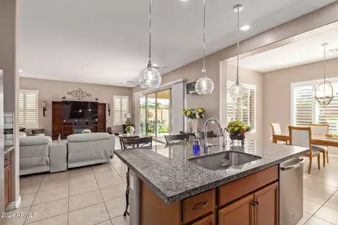 Kitchen - 2365 Everglade Ln, Gilbert, AZ 85298 photo 3 of 4