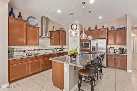 Kitchen - 2365 Everglade Ln, Gilbert, AZ 85298 photo 2 of 4