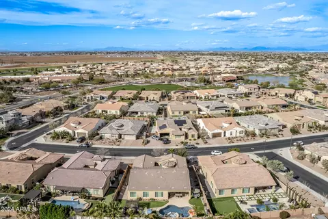 View/Area - 2365 Everglade Ln, Gilbert, AZ 85298 photo 7 of 11