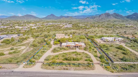 View/Area - 2920 E Cloud Rd, Cave Creek, AZ 85331 photo 12 of 18