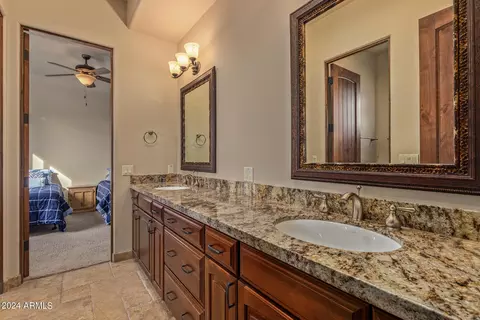 Bath - 2920 E Cloud Rd, Cave Creek, AZ 85331 photo 2 of 7