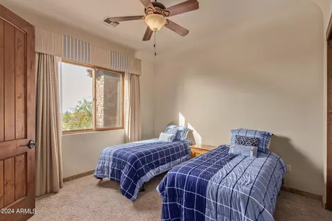 Bedroom - 2920 E Cloud Rd, Cave Creek, AZ 85331 photo 1 of 2