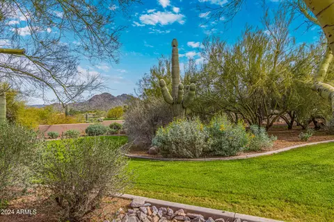 View/Area - 2920 E Cloud Rd, Cave Creek, AZ 85331 photo 6 of 18