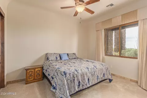 Bedroom - 2920 E Cloud Rd, Cave Creek, AZ 85331 photo 2 of 2