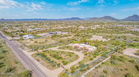 View/Area - 2920 E Cloud Rd, Cave Creek, AZ 85331 photo 13 of 18