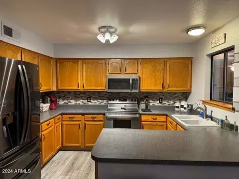 Kitchen - 736 E Kachina Ave, Apache Junction, AZ 85119 photo 2 of 3