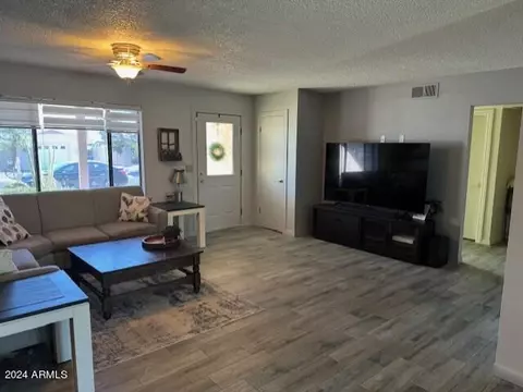 Living - 736 E Kachina Ave, Apache Junction, AZ 85119 photo 1 of 5