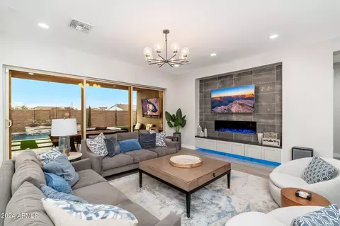 Living - 5614 S Tobin --, Mesa, AZ 85212 photo 6 of 6