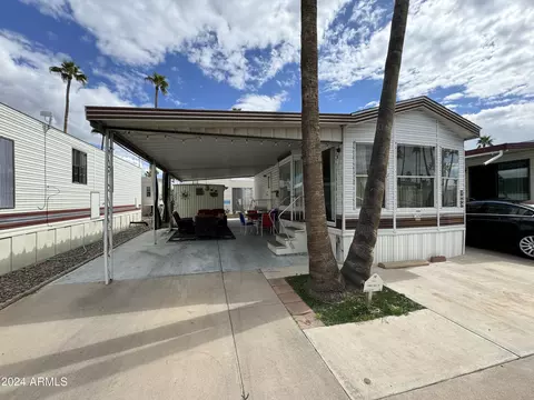 1097 S Shoshone Dr #97, Apache Junction, AZ 85119