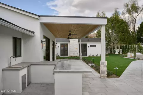 Exterior - 4817 N 35th Way, Phoenix, AZ 85018 photo 8 of 12