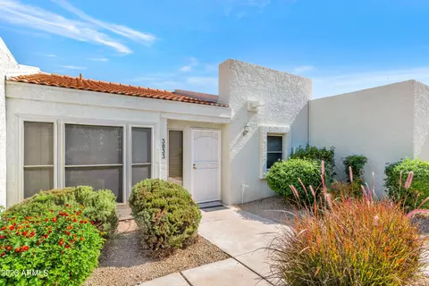 3033 E Cannon Dr, Phoenix, AZ 85028 photo 2