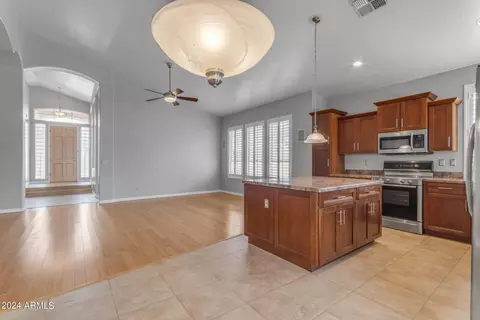 Kitchen - 2402 E Mountain Vista Dr, Phoenix, AZ 85048 photo 5 of 6