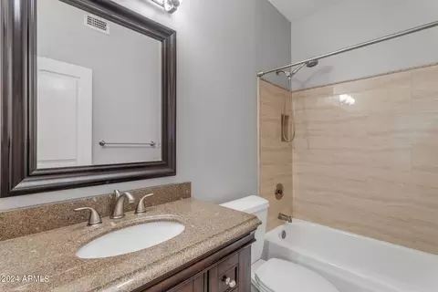 Bath - 2402 E Mountain Vista Dr, Phoenix, AZ 85048 photo 3 of 3