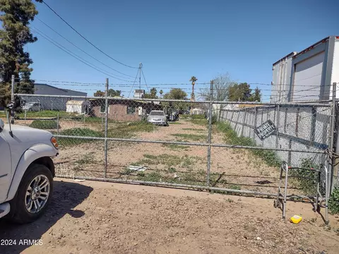 3202 W Mohave St #24, Phoenix, AZ 85009