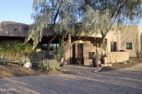 39081 N Crested Quail Run, Carefree, AZ 85377