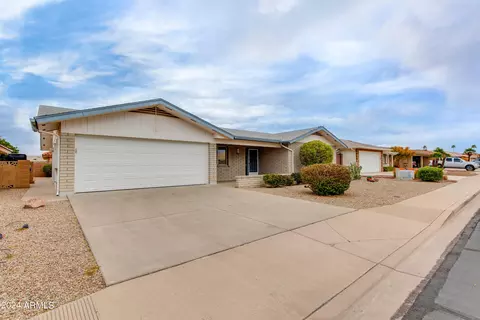 Exterior - 7916 E Navarro Ave, Mesa, AZ 85209 photo 2 of 13