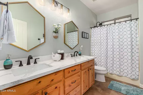 Bath - 22107 S 155th Pl, Gilbert, AZ 85298 photo 5 of 5