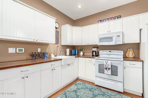 Kitchen - 22107 S 155th Pl, Gilbert, AZ 85298 photo 5 of 5