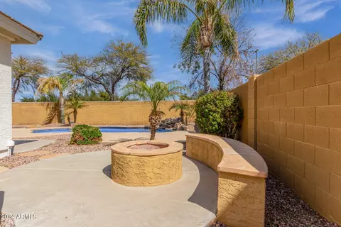 Exterior - 3707 S Vineyard Ave, Gilbert, AZ 85297 photo 4 of 19