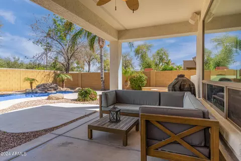 Exterior - 3707 S Vineyard Ave, Gilbert, AZ 85297 photo 13 of 19