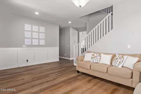 Living - 3707 S Vineyard Ave, Gilbert, AZ 85297 photo 6 of 7