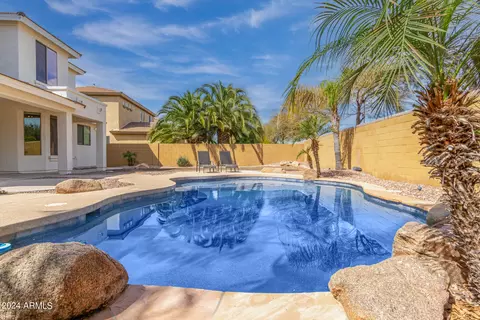 Exterior - 3707 S Vineyard Ave, Gilbert, AZ 85297 photo 8 of 19