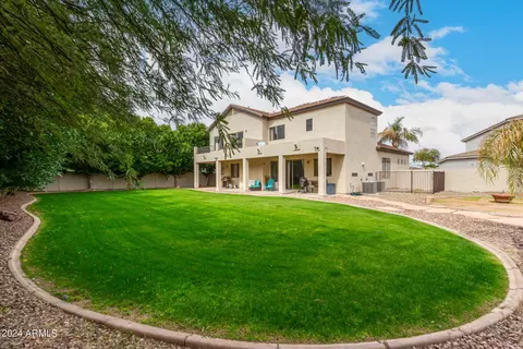Exterior - 9935 E Nopal Ave, Mesa, AZ 85209 photo 11 of 16