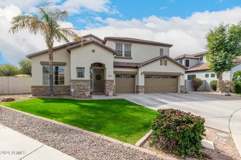 Exterior - 9935 E Nopal Ave, Mesa, AZ 85209 photo 5 of 16