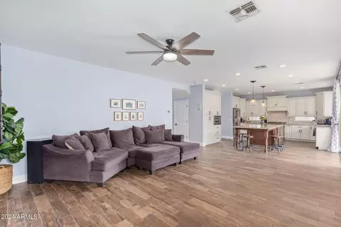 Living - 9935 E Nopal Ave, Mesa, AZ 85209 photo 4 of 6