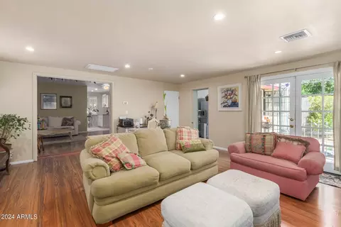 7537 N 18th Ave, Phoenix, AZ 85021 photo 9