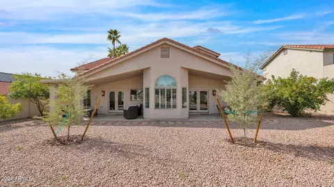 Exterior - 3926 E Goldfinch Gate Ln, Phoenix, AZ 85044 photo 7 of 14