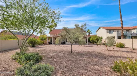 Exterior - 3926 E Goldfinch Gate Ln, Phoenix, AZ 85044 photo 10 of 14