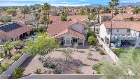 View/Area - 3926 E Goldfinch Gate Ln, Phoenix, AZ 85044 photo 10 of 11