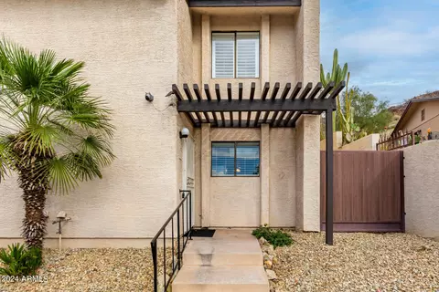 10631 N 15th Way #16, Phoenix, AZ 85020