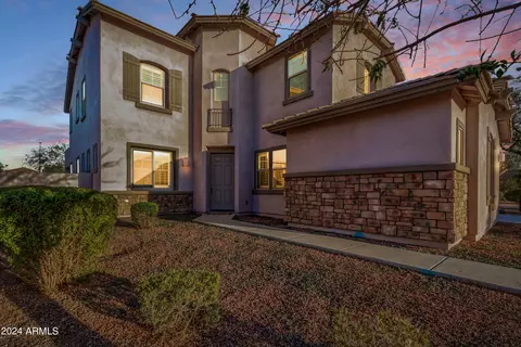 Exterior - 4457 S Squires Ln, Gilbert, AZ 85297 photo 4 of 25