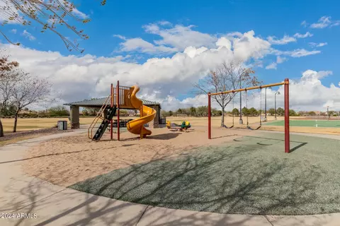 Exterior - 4457 S Squires Ln, Gilbert, AZ 85297 photo 20 of 25