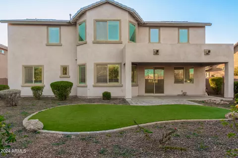 Exterior - 4457 S Squires Ln, Gilbert, AZ 85297 photo 13 of 25