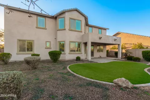 Exterior - 4457 S Squires Ln, Gilbert, AZ 85297 photo 12 of 25