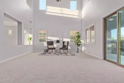 Dining - 4457 S Squires Ln, Gilbert, AZ 85297 photo 2 of 5