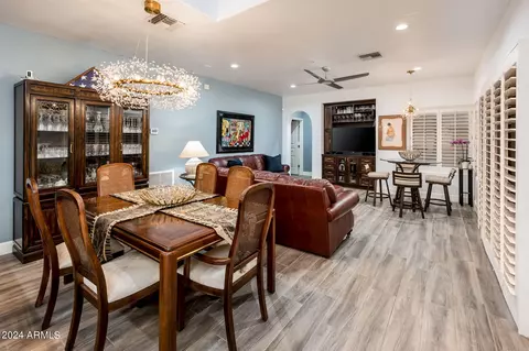 Dining - 3935 E Rough Rider Rd #1007, Phoenix, AZ 85050 photo 1 of 3