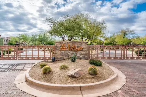 Exterior - 3935 E Rough Rider Rd #1007, Phoenix, AZ 85050 photo 3 of 7