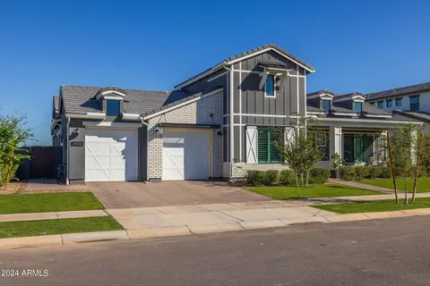 Exterior - 3732 E Boot Track Trl, Gilbert, AZ 85296 photo 2 of 17