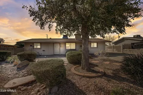 526 N 104th Pl, Mesa, AZ 85207